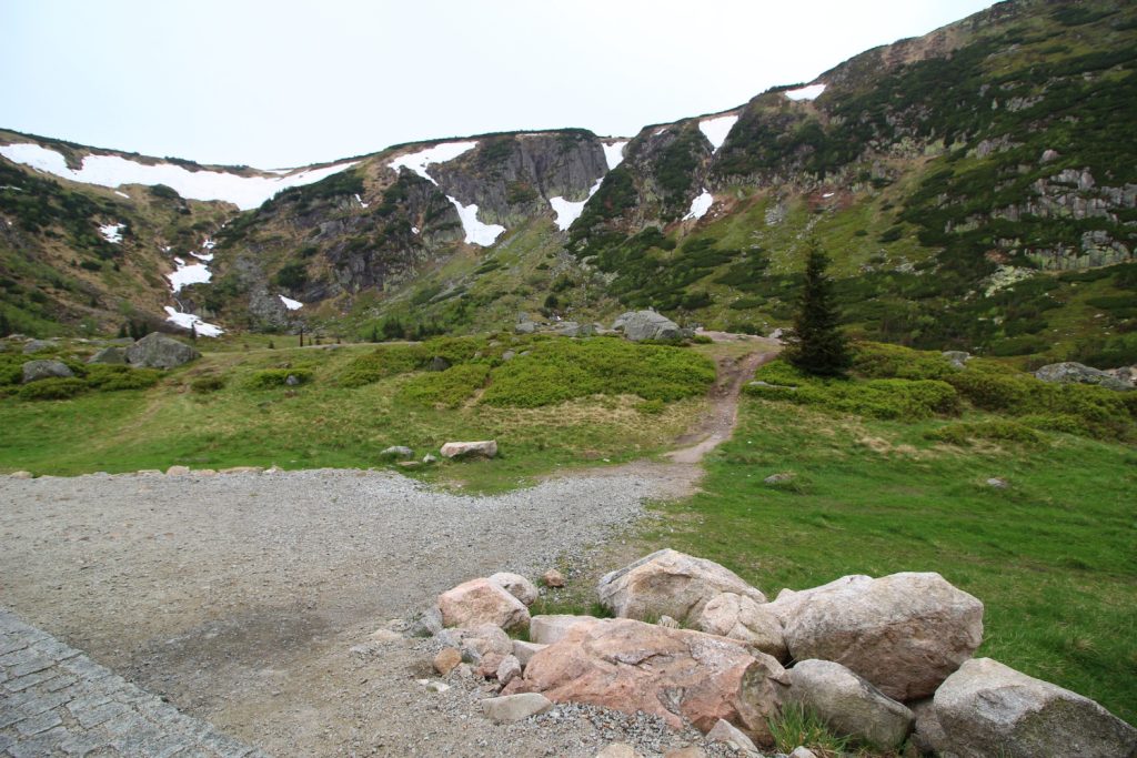 mountain hiking trail scenic view